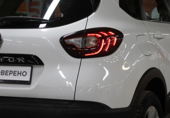 Подержанный автомобиль Renault Kaptur 2019 года (23 фото)