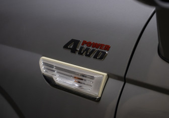 Подержанный автомобиль SsangYong Stavic 2013 года (21 фото)