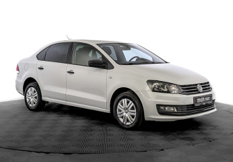 Подержанный автомобиль Volkswagen Polo Sedan 2017 года (3 фото)