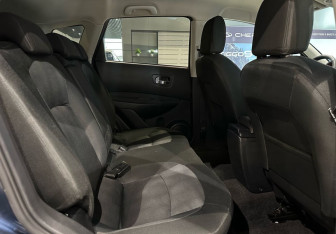 Подержанный автомобиль Nissan Qashqai 2011 года (11 фото)