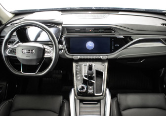 Подержанный автомобиль Geely Atlas Pro 2021 года (11 фото)