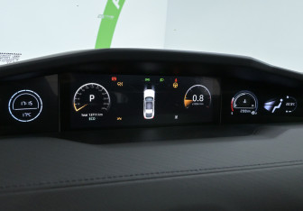 Подержанный автомобиль Changan UNI-V 2024 года (13 фото)