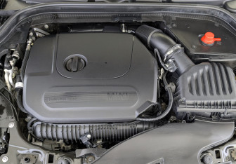 Подержанный автомобиль MINI Hatch 2020 года (9 фото)