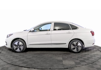 Подержанный автомобиль Evolute i-PRO 2023 года (8 фото)