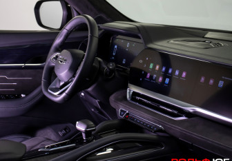 Подержанный автомобиль Geely Monjaro 2023 года (24 фото)