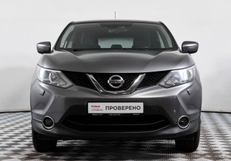Подержанный автомобиль Nissan Qashqai 2014 года (2 фото)