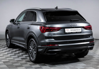 Подержанный автомобиль Audi Q3 2021 года (7 фото)