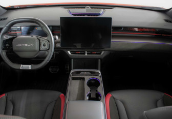Подержанный автомобиль Jetour Dashing 2024 года (11 фото)