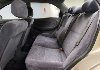 Подержанный автомобиль Kia Spectra Sedan 2007 года (11 фото)