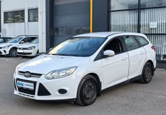 Подержанный автомобиль Ford Focus Wagon 2013 года (1 фото)