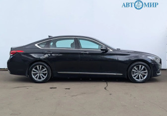 Подержанный автомобиль Genesis G80 2017 года (4 фото)