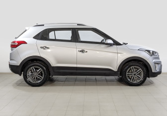 Подержанный автомобиль Hyundai Creta 2019 года (4 фото)