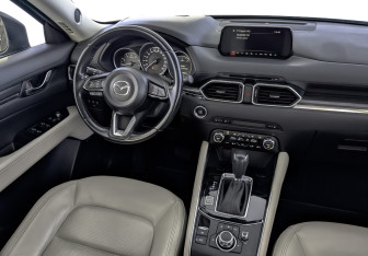 Подержанный автомобиль Mazda CX-5 2018 года (29 фото)
