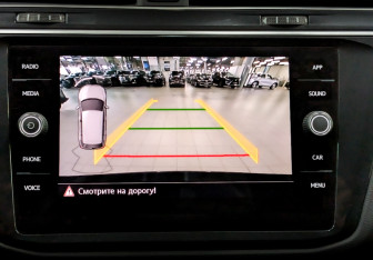 Подержанный автомобиль Volkswagen Tiguan 2019 года (16 фото)