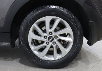 Подержанный автомобиль Hyundai Tucson 2017 года (9 фото)