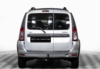 Подержанный автомобиль LADA (ВАЗ) Largus Wagon 2019 года (6 фото)