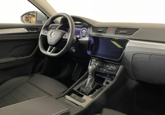 Новый Skoda Superb Liftback 2025 (12 фото)