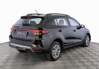 Подержанный автомобиль Kia Rio Hatchback 2021 года (5 фото)