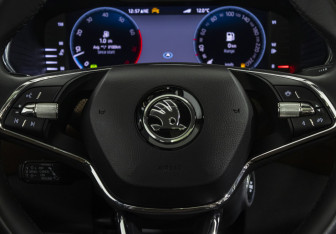 Подержанный автомобиль Skoda Kodiaq 2023 года (12 фото)