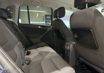 Подержанный автомобиль Volkswagen Tiguan 2012 года (14 фото)