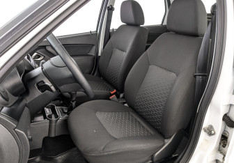 Подержанный автомобиль LADA (ВАЗ) Granta Sedan 2023 года (20 фото)