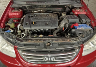 Подержанный автомобиль Kia Cerato Sedan 2008 года (15 фото)