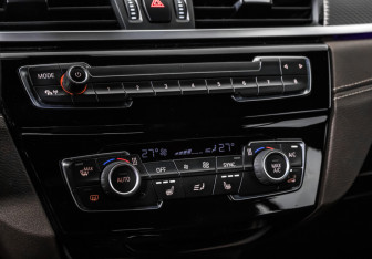 Подержанный автомобиль BMW X2 2018 года (17 фото)