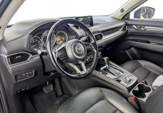 Подержанный автомобиль Mazda CX-5 2018 года (15 фото)