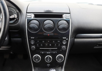 Подержанный автомобиль Mazda 6 Sedan 2007 года (19 фото)