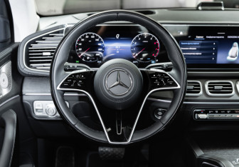 Новый Mercedes-Benz GLE 2025 (10 фото)