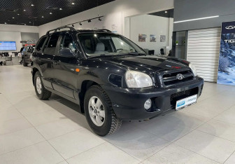 Подержанный автомобиль Hyundai Santa Fe 2011 года (3 фото)