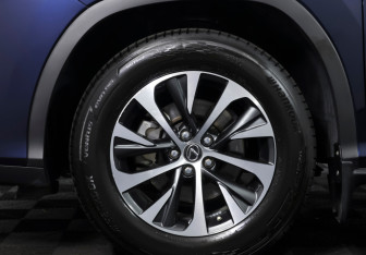 Подержанный автомобиль Lexus RX 2021 года (19 фото)