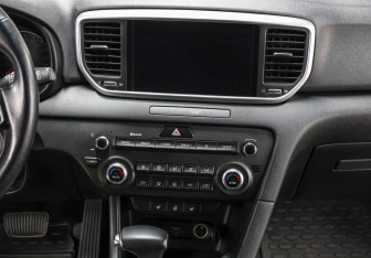 Подержанный автомобиль Kia Sportage 2021 года (15 фото)