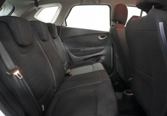 Подержанный автомобиль Renault Kaptur 2017 года (12 фото)