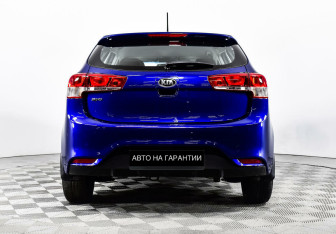 Подержанный автомобиль Kia Rio Hatchback 2016 года (6 фото)