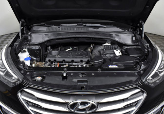 Подержанный автомобиль Hyundai Santa Fe 2015 года (8 фото)
