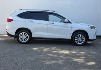 Подержанный автомобиль Haval M6 2024 года (4 фото)