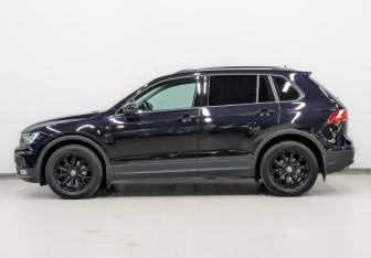 Подержанный автомобиль Volkswagen Tiguan 2020 года (8 фото)