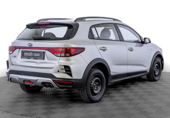 Подержанный автомобиль Kia Rio Hatchback 2021 года (5 фото)