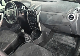 Подержанный автомобиль LADA (ВАЗ) Largus Wagon 2018 года (10 фото)