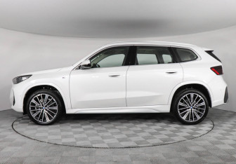 Новый BMW X1 2025 (6 фото)