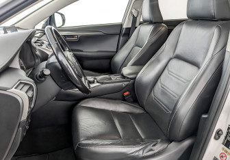 Подержанный автомобиль Lexus NX 2016 года (20 фото)