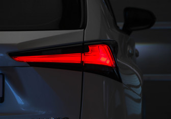 Подержанный автомобиль Lexus NX 2021 года (30 фото)