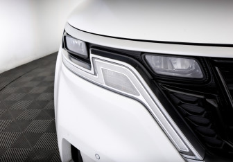 Подержанный автомобиль Kia Carnival 2021 года (17 фото)