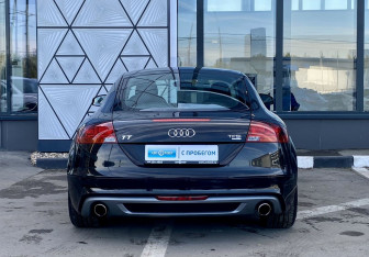 Подержанный автомобиль Audi TT Coupe 2012 года (6 фото)