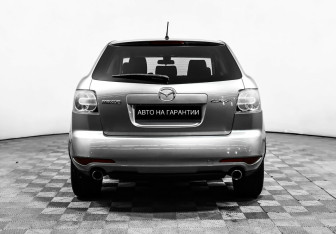 Подержанный автомобиль Mazda CX-7 2010 года (6 фото)