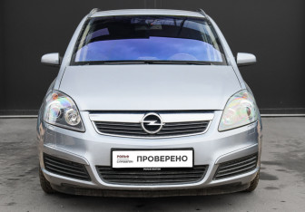 Подержанный автомобиль Opel Zafira Compactvan 2006 года (2 фото)