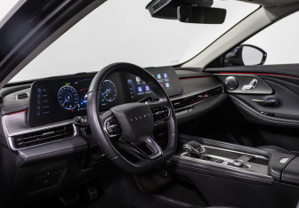 Подержанный автомобиль Chery Arrizo 8 2023 года (10 фото)