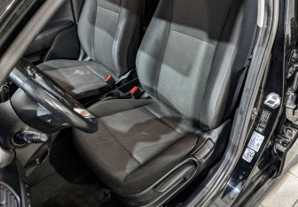 Подержанный автомобиль Kia Rio Hatchback 2021 года (19 фото)