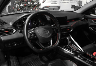 Подержанный автомобиль Kaiyi E5 2023 года (7 фото)